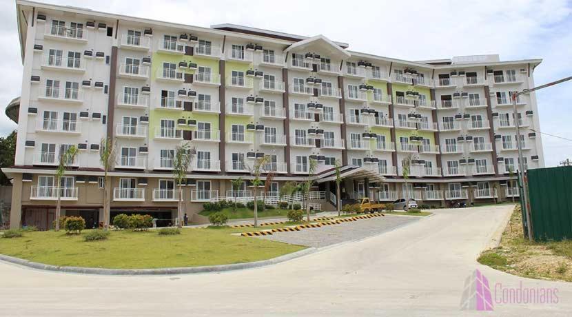Closest Studio With Balcony From Cebu Airport 麦克坦 外观 照片