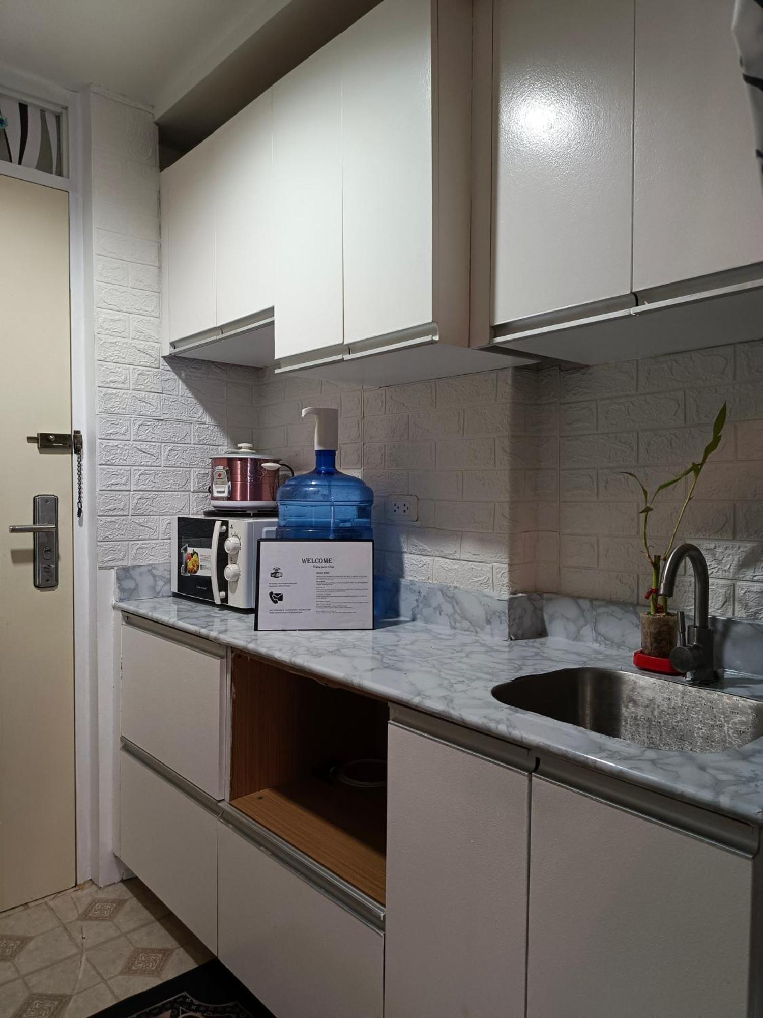 Closest Studio With Balcony From Cebu Airport 麦克坦 外观 照片